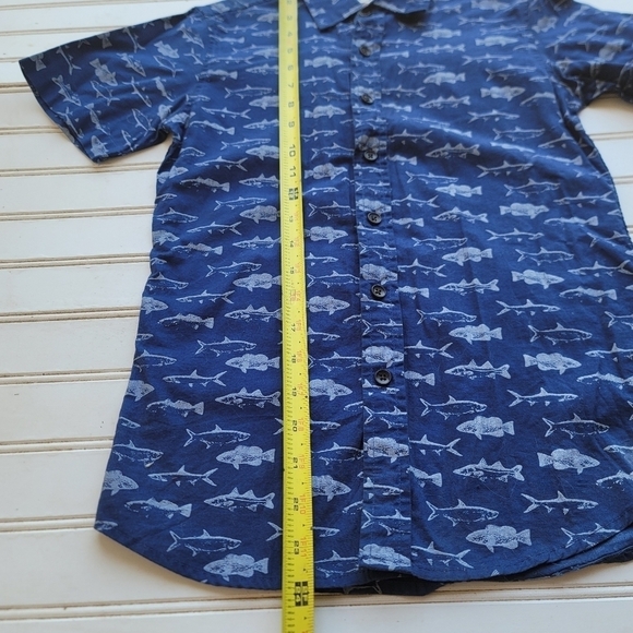 Sovereign Code Nordstorm Shirt Boys Blue Shark Fish Button Down Short Sleeve S - Picture 6 of 8
